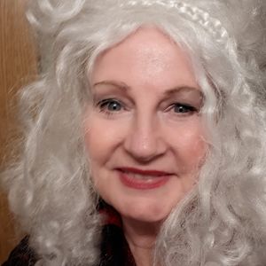 Meet your Posher, Phyllis